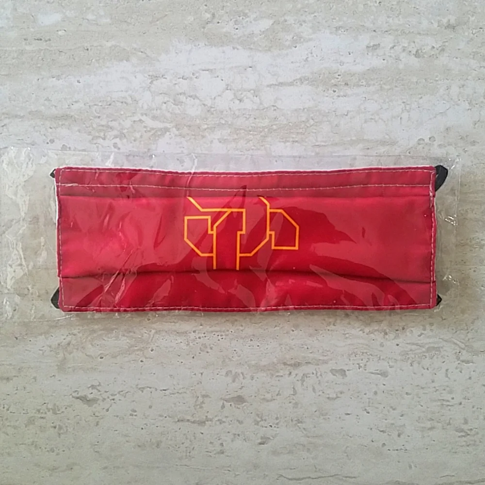 NWT USC Logo Red/yellow mask. One size.